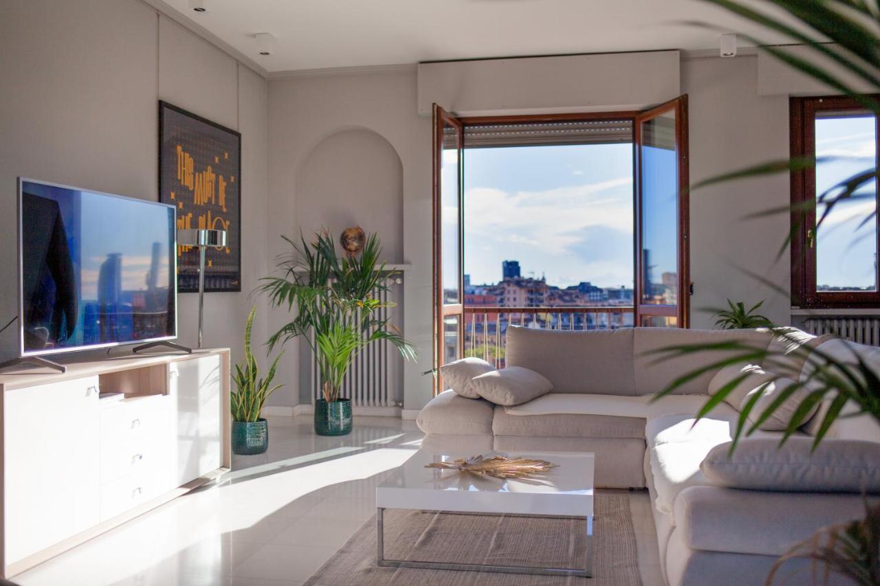 Stelvio Rooftop - Penthouse Skyline With Terrace And Jacuzzi Milano Eksteriør billede