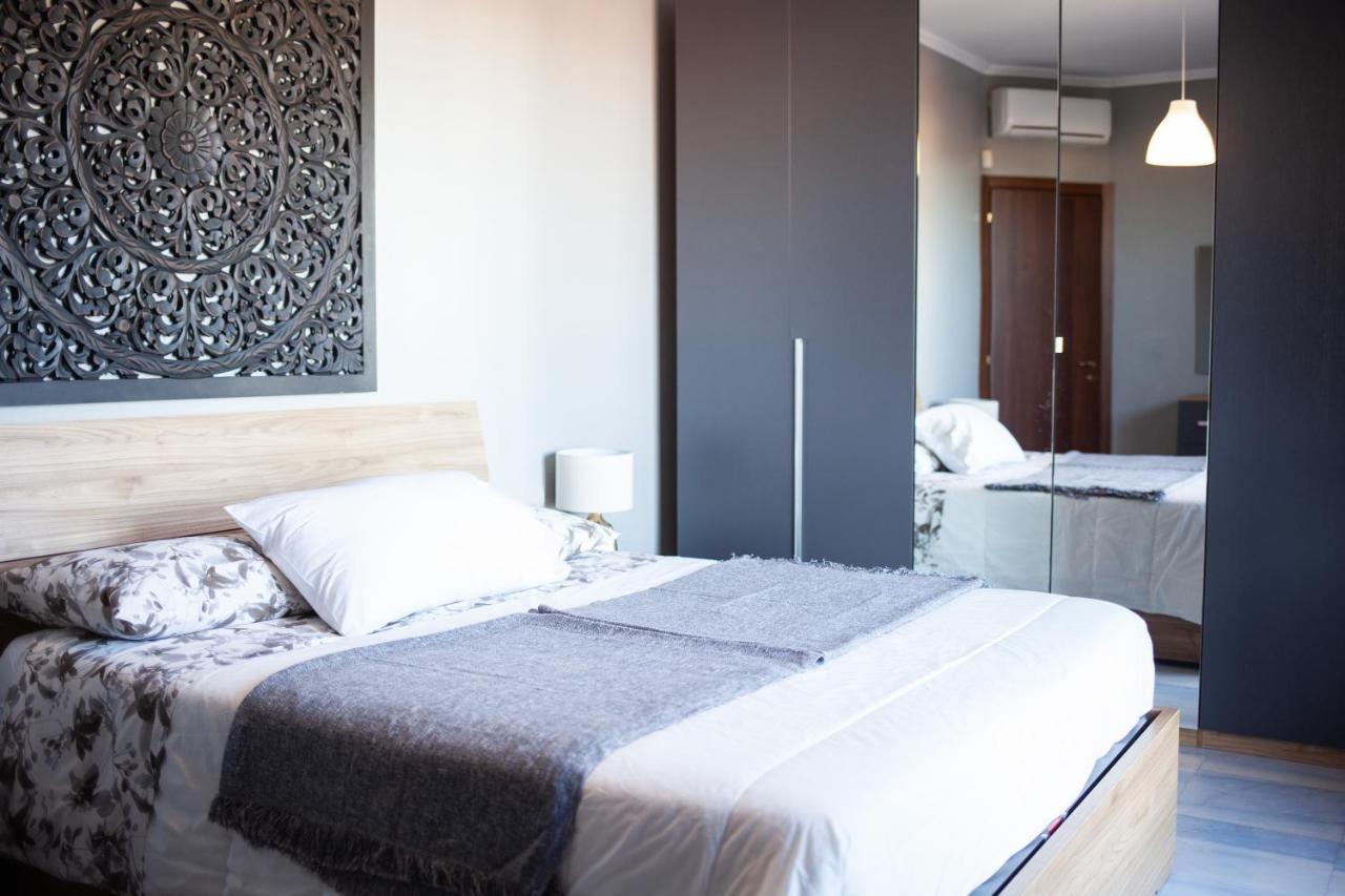 Stelvio Rooftop - Penthouse Skyline With Terrace And Jacuzzi Milano Eksteriør billede